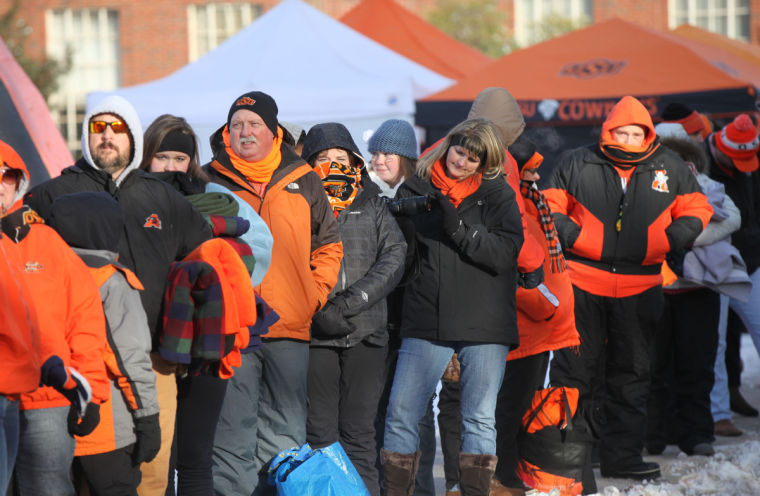 BEDLAM FANS 020